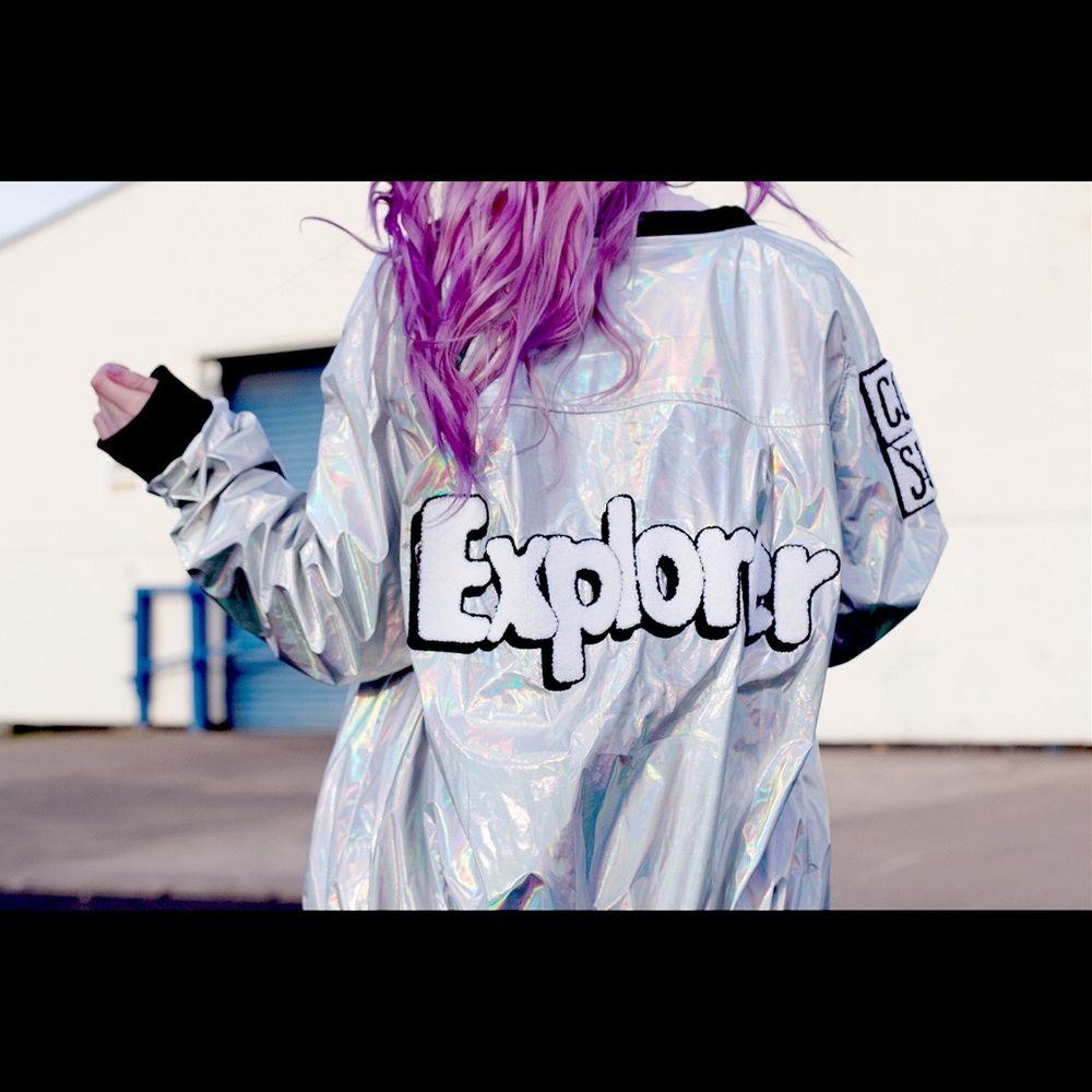 dollskill holo oversized jacket